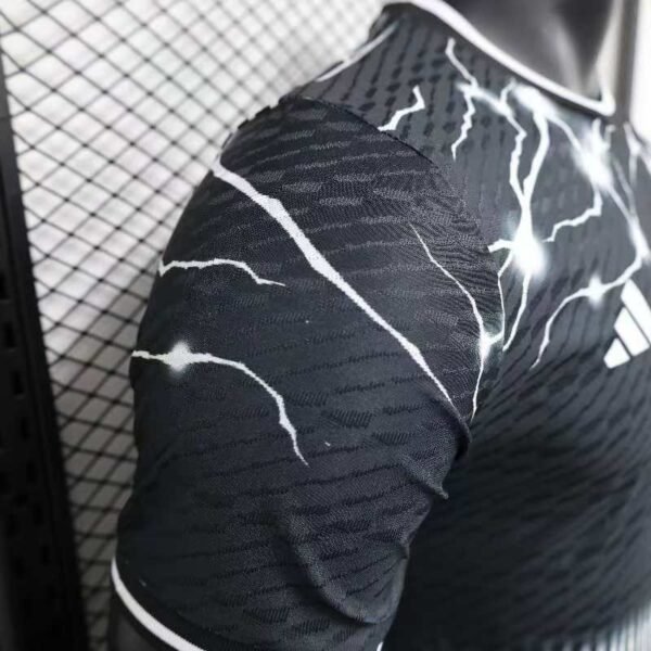 24-25 Real Madrid Dragon Limited Edition Black - 图片 6