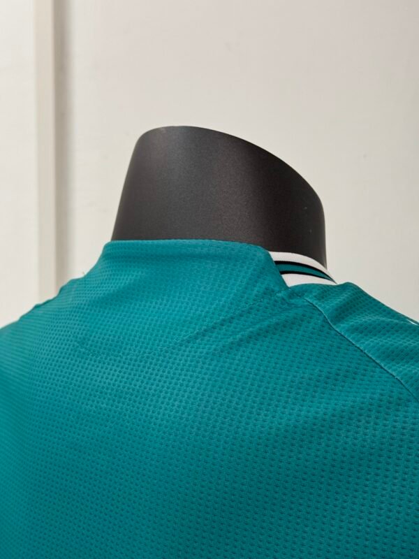 2025-26 Adidas Liverpool Home Kit - 图片 9