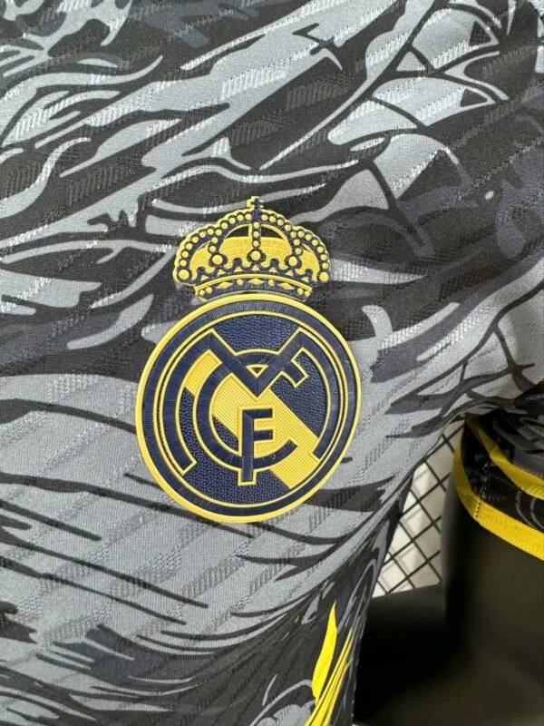 24-25 Real Madrid Dragon Limited Edition - 图片 4