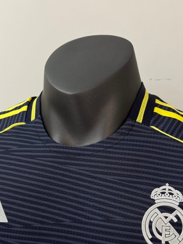 2025-26  Real Madrid Away Kit - 图片 7